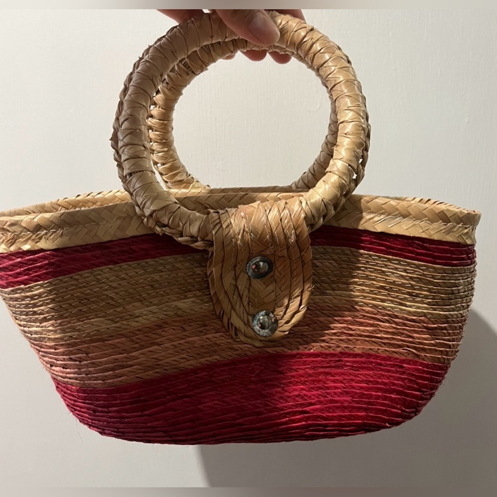 Handcrafted Mexican Straw Handbag